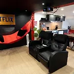 Capsule Cinema - Balneo Cinema Playstation 5 アパート