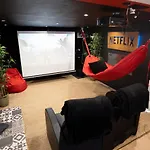 Capsule Cinema - Balneo Cinema Playstation 5 * ヴァランシエンヌ