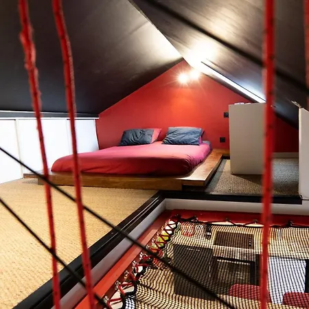 Capsule Cinema - Balneo Cinema Playstation 5