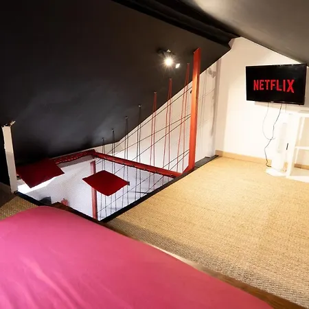 Capsule Cinema - Balneo Cinema Playstation 5 شقة *