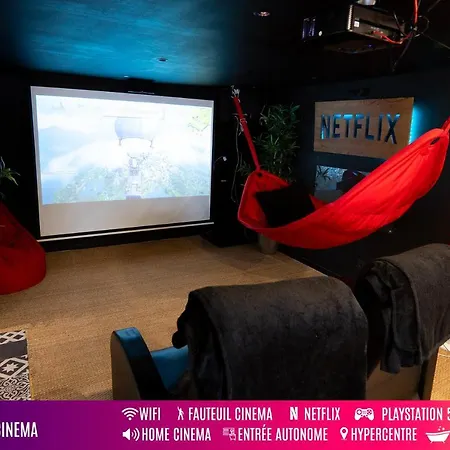 Apartment Capsule Cinema - Balneo Cinema Playstation 5 Valenciennes